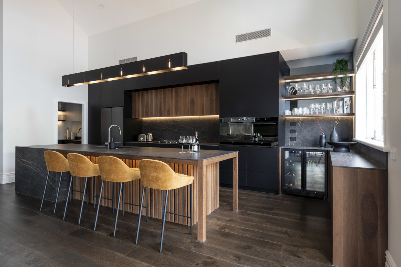 Grand Noir | Kitchen Vision