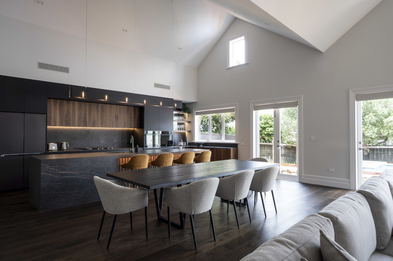 Grand Noir - Kitchen, Scullery and Laundry - By Kitchen Vision